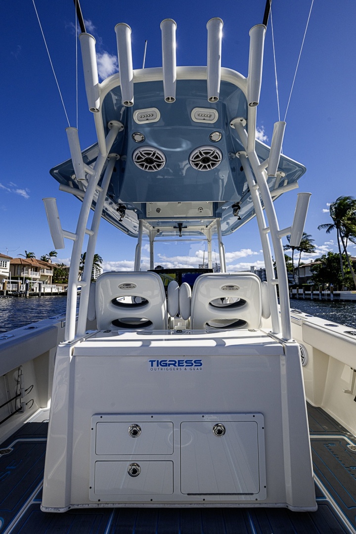 Cobia-320 CC 2021 -Boca Raton -Florida-United States-6187413 | Thumbnail