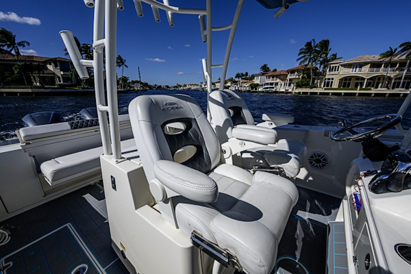 Cobia-320 CC 2021 -Boca Raton -Florida-United States-6187425