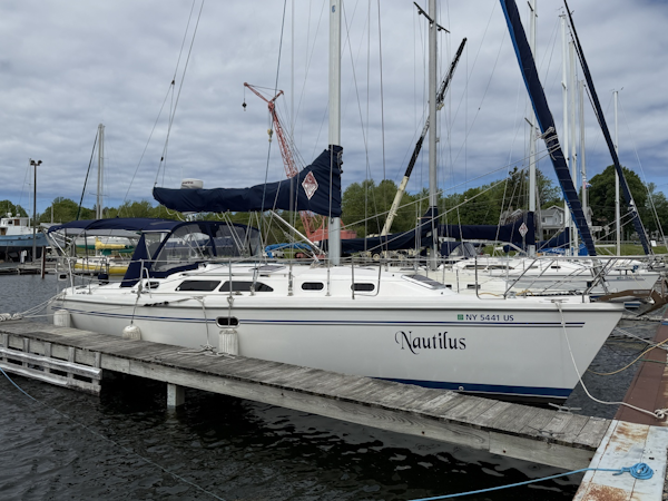 Catalina-Catalina 350 2004-Nautilus Sodus Point-New York-United States-6252744