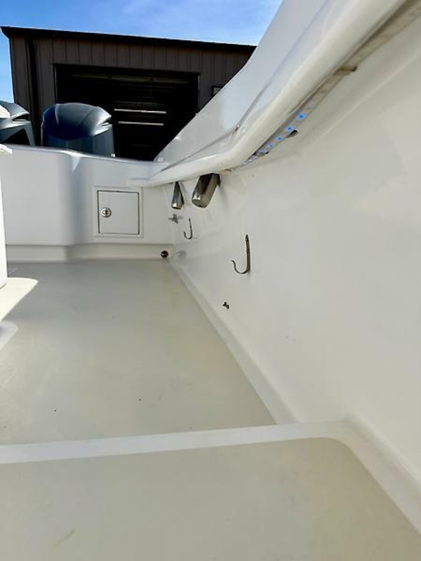 Custom-26CC 2011 -Greenville-North Carolina-United States-6187630
