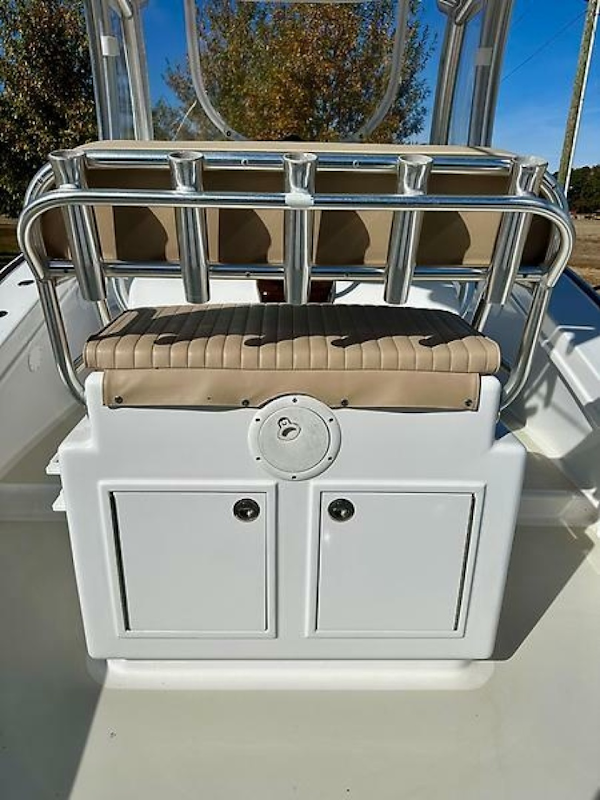 Custom-26CC 2011 -Greenville-North Carolina-United States-6187626