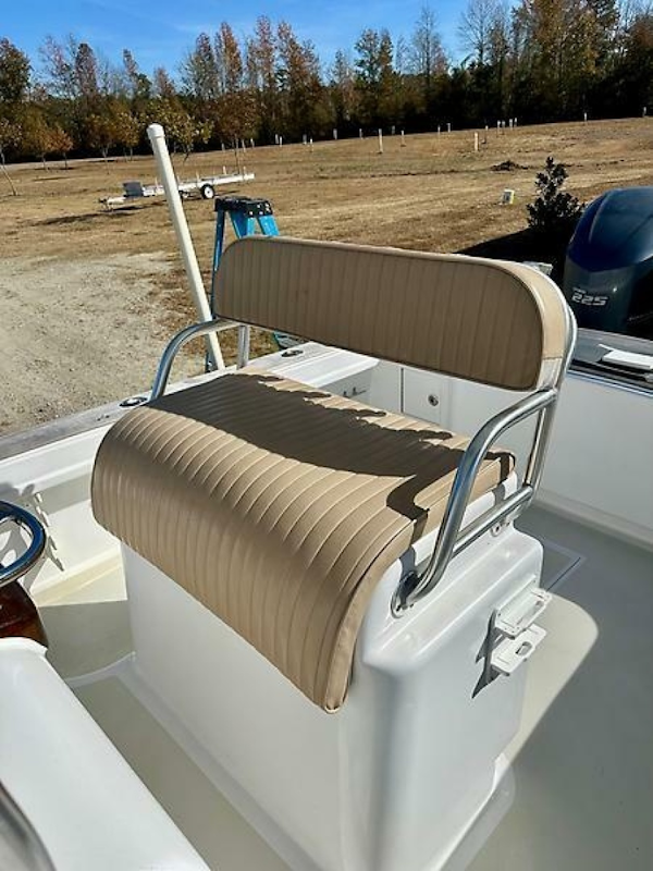 Custom-26CC 2011 -Greenville-North Carolina-United States-6187624