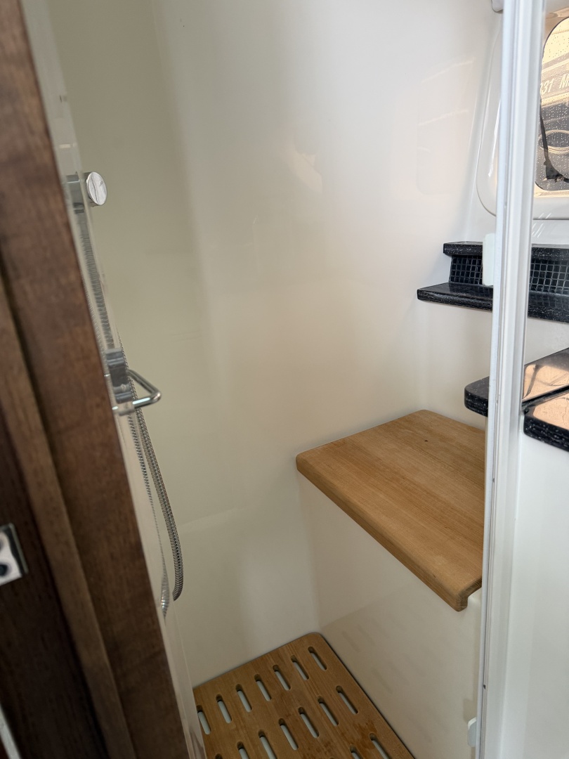 Sea Ray-370 Sundancer 2022 -Greenwich-Connecticut-United States-6187756 | Thumbnail