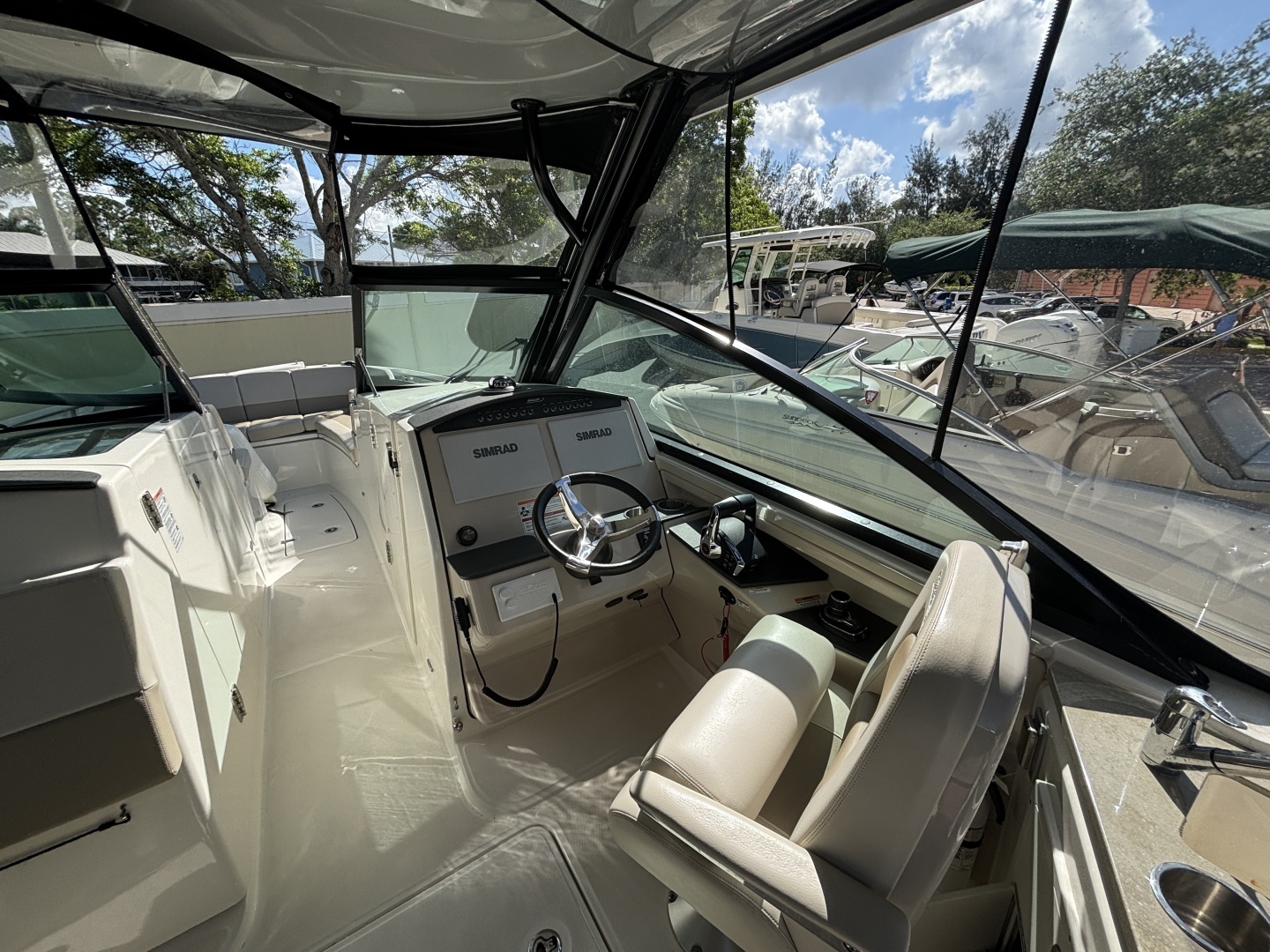 Boston Whaler-320 Vantage 2024 -Naples-Florida-United States-6187929 | Thumbnail