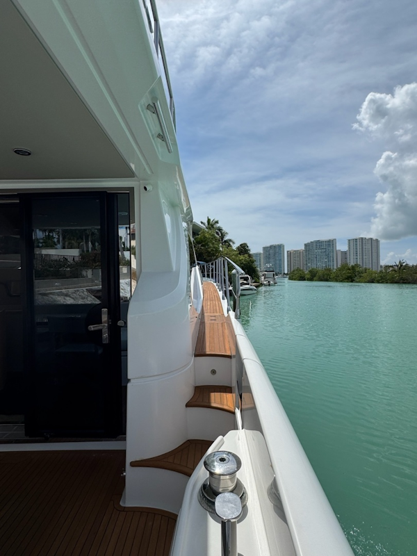 Azimut-55 Fly 2021 -Cancun-Mexico-6202941