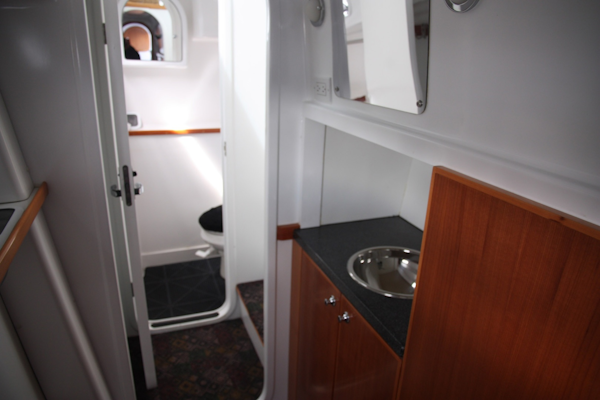 Custom-TLD Custom Power Cat 2004 -Sequim-Washington-United States-6203396