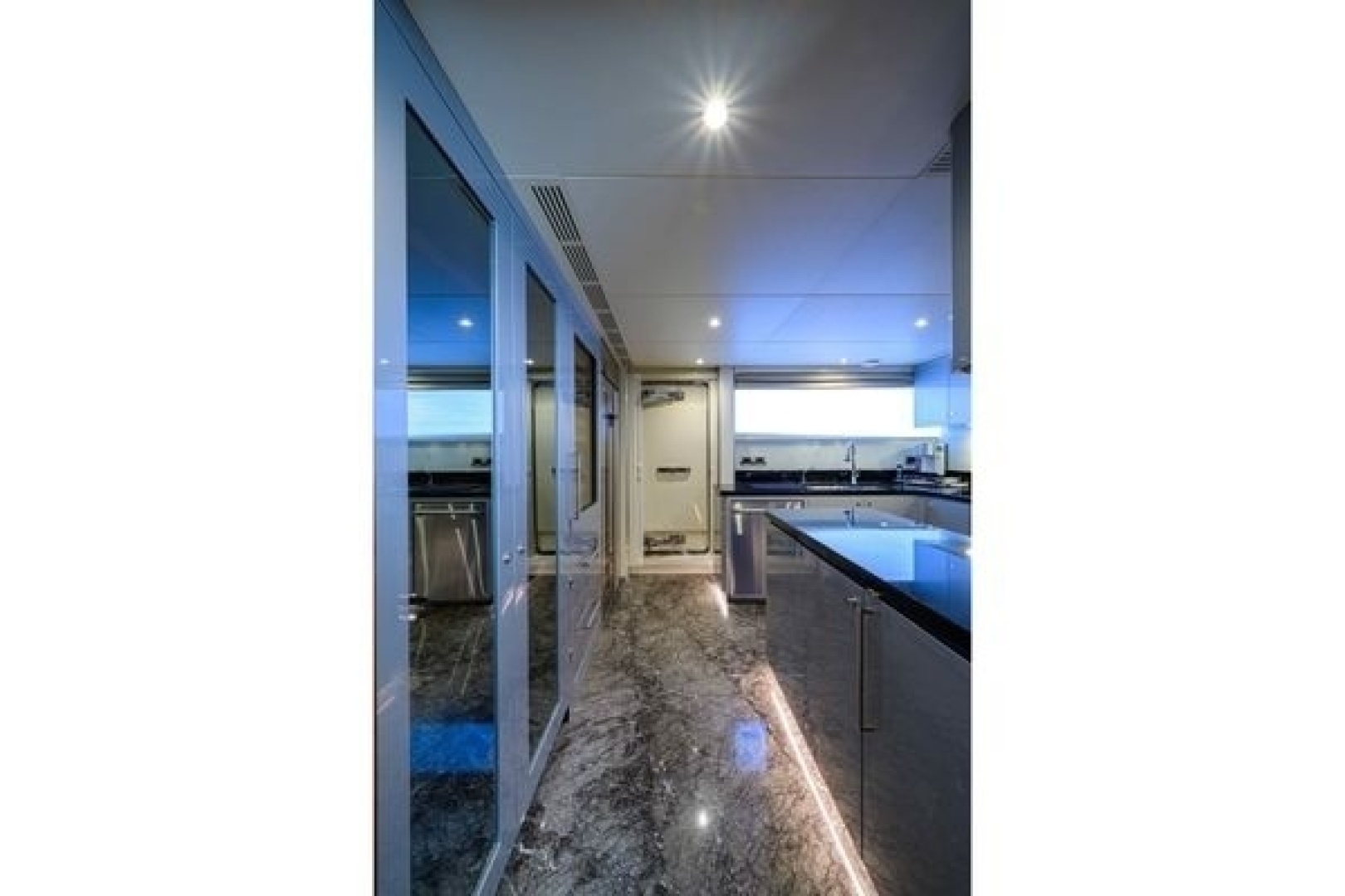 Ocean Alexander-Motoryacht 100 2019-Zephyr Stuart-Florida-United States-6203939 | Thumbnail