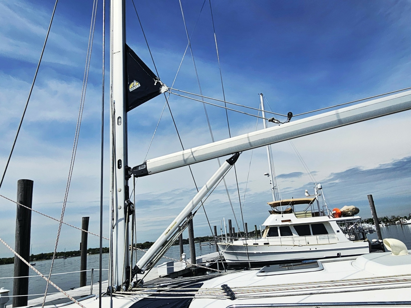 Hunter-41 DS 2007-Channel Surfer Port Washington-New York-United States-6204085 | Thumbnail