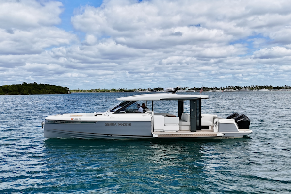 Saxdor-400 GTO 2025-SIERRA TANGO 6 MIAMI BEACH-Florida-United States-6205148