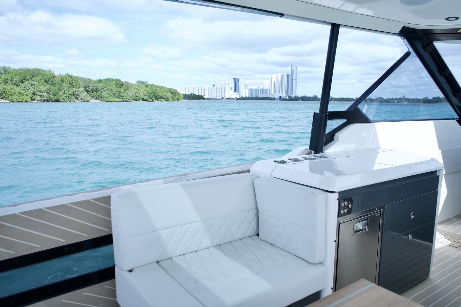 Saxdor-400 GTO 2025-SIERRA TANGO 6 MIAMI BEACH-Florida-United States-6205153 | Thumbnail