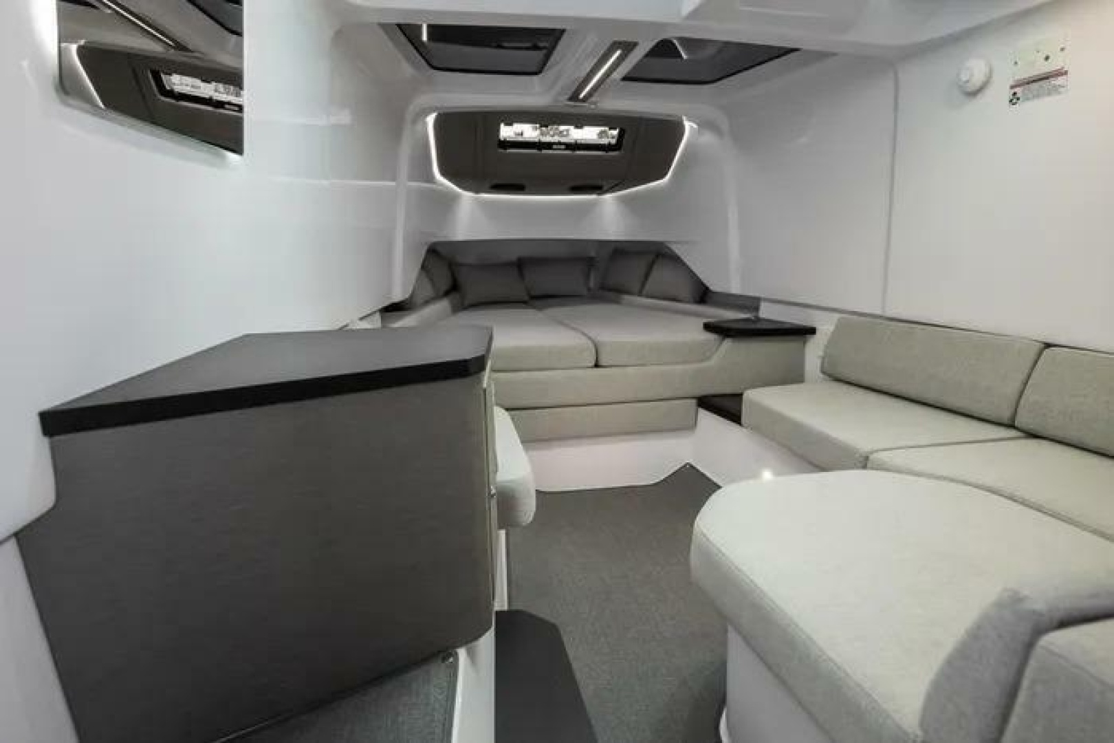 Axopar-Brabus 37 Sun-Top 2024 -Fajardo-Puerto Rico-6223330 | Thumbnail