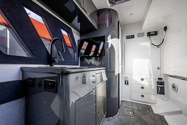 Midnight Express-Solstice 2021 -Miami-Florida-United States-6225548