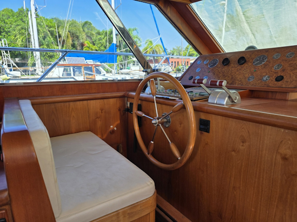 Horizon-Sundeck 2001 -Dania Beach-Florida-United States-6248258