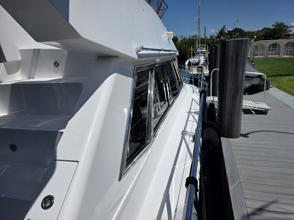 Horizon-Sundeck 2001 -Dania Beach-Florida-United States-6248254