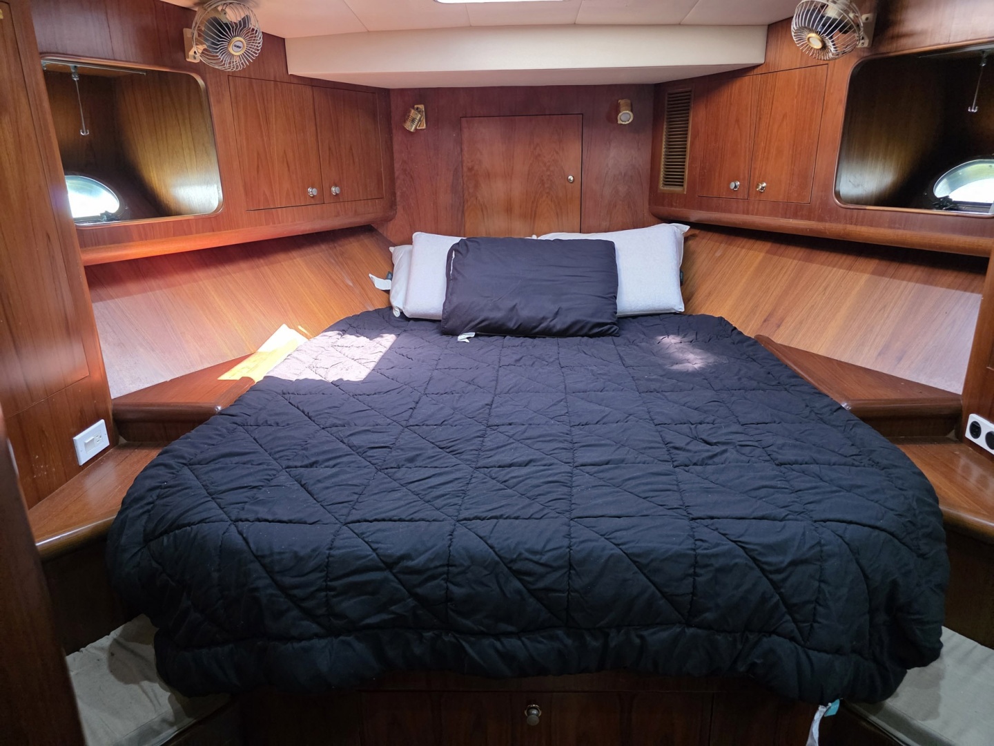 Horizon-Sundeck 2001 -Dania Beach-Florida-United States-6248265 | Thumbnail