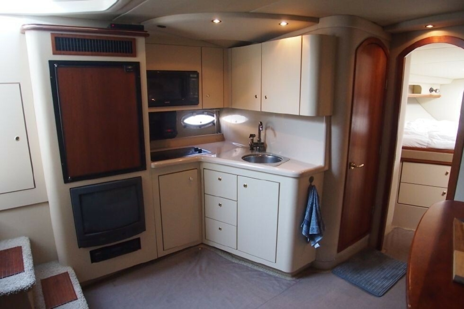 Cruisers Yachts-3572 2002 -New London-Connecticut-United States-6257602 | Thumbnail