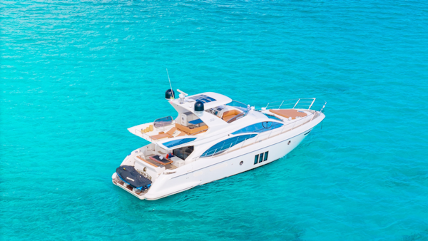 Azimut-58 Fly 2011-GOLDEN SUN Cancun-Mexico-6225235