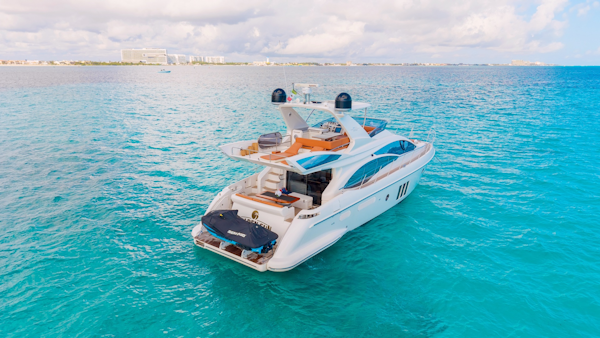 Azimut-58 Fly 2011-GOLDEN SUN Cancun-Mexico-6225233