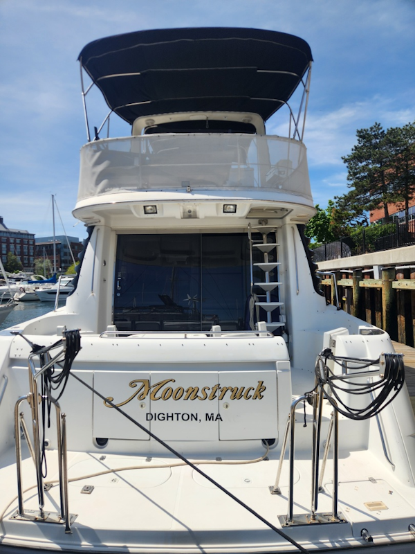 Carver-Voyager 1998-Moonstruck Charlestown-Massachusetts-United States-6230157