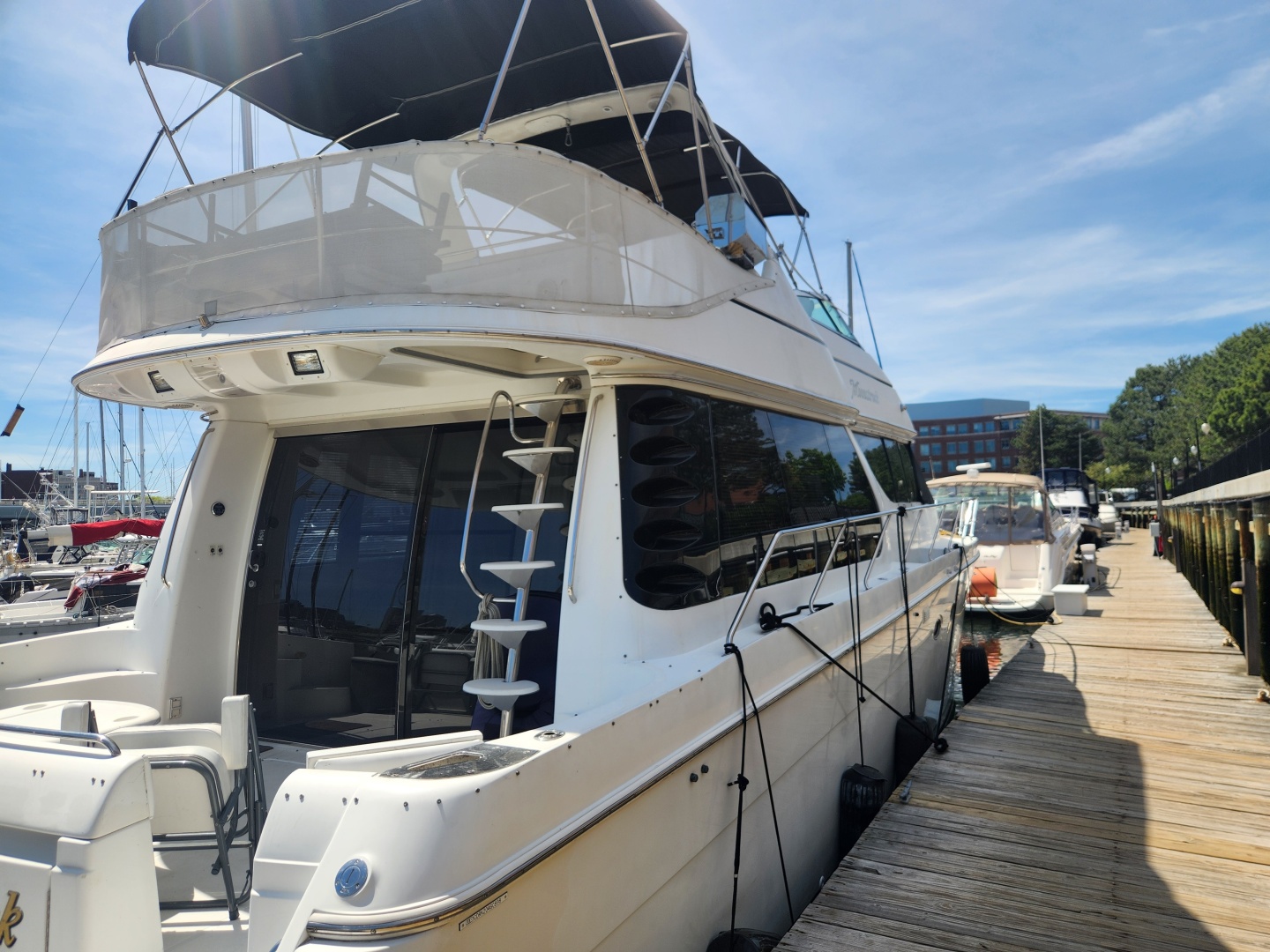 Carver-Voyager 1998-Moonstruck Charlestown-Massachusetts-United States-6230159 | Thumbnail