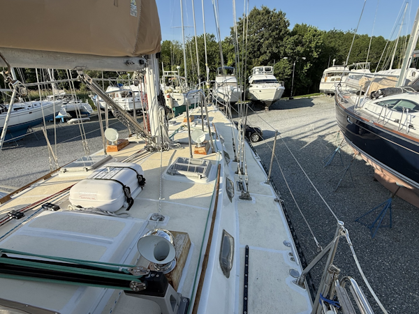 Tayana-Vancouver 42 1985-Makai Tracys Landing-Maryland-United States-6234788