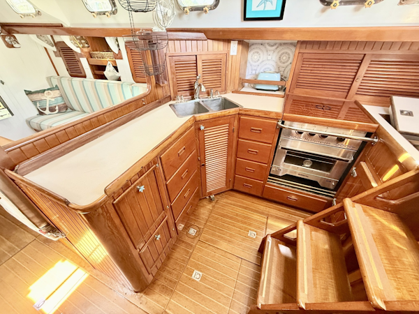 Tayana-Vancouver 42 1985-Makai Tracys Landing-Maryland-United States-6234797