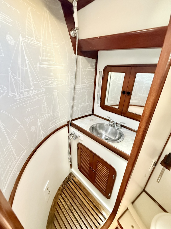 Tayana-Vancouver 42 1985-Makai Tracys Landing-Maryland-United States-6234808