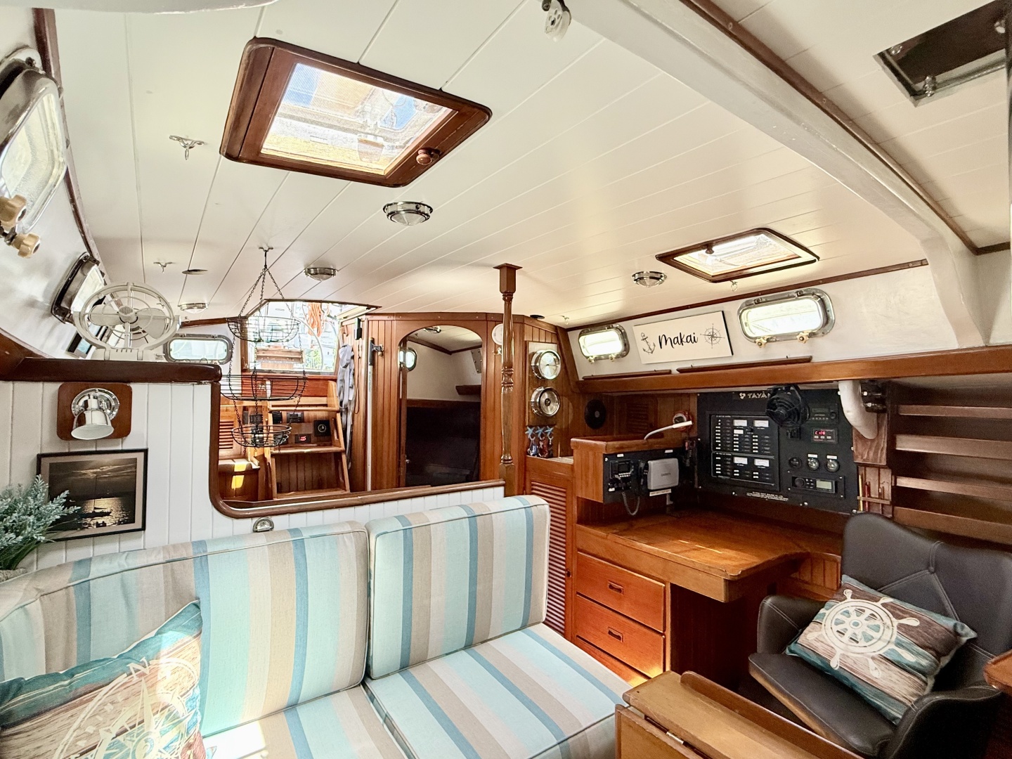Tayana-Vancouver 42 1985-Makai Tracys Landing-Maryland-United States-6234805 | Thumbnail