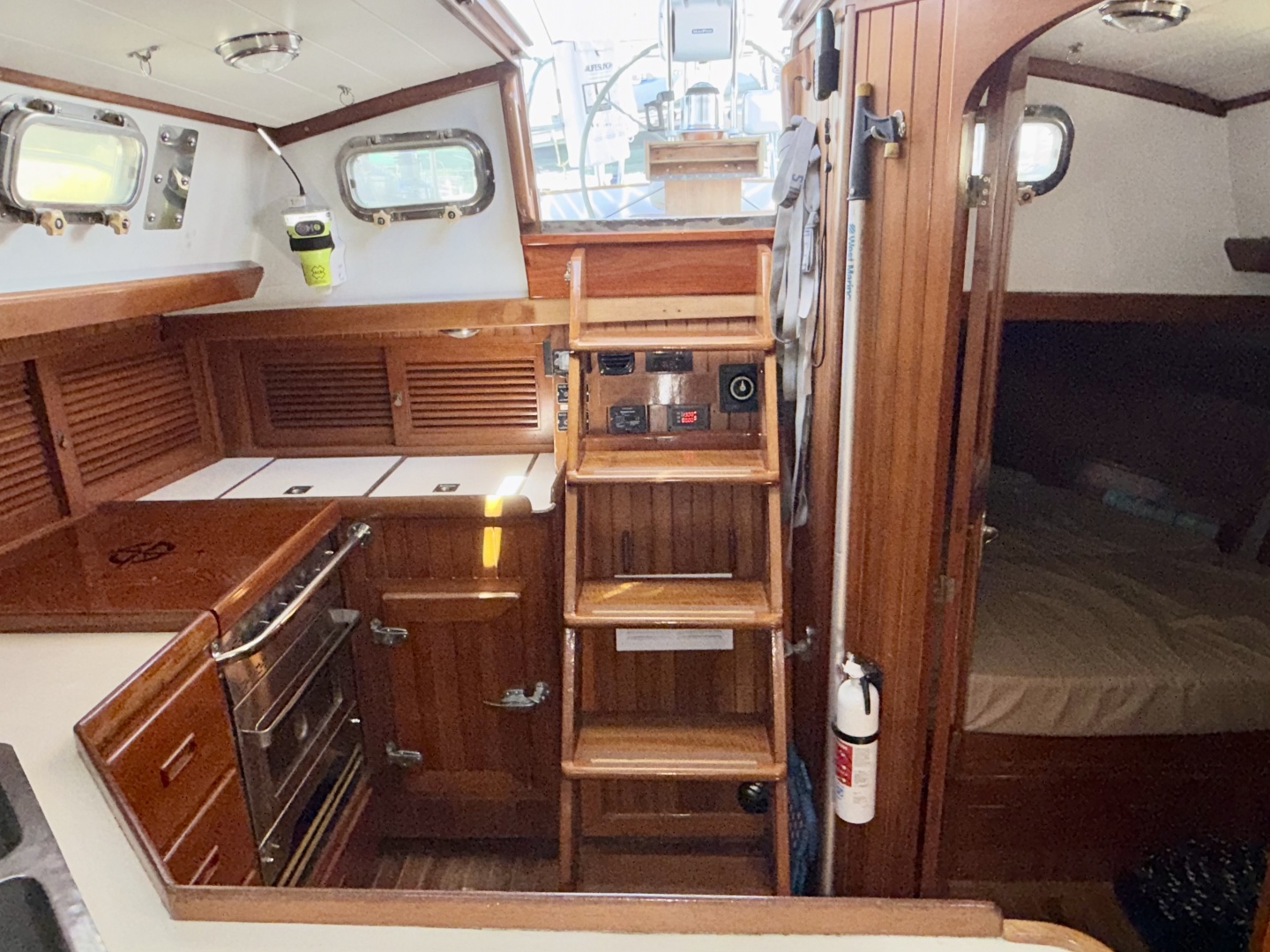 Tayana-Vancouver 42 1985-Makai Tracys Landing-Maryland-United States-6234798 | Thumbnail