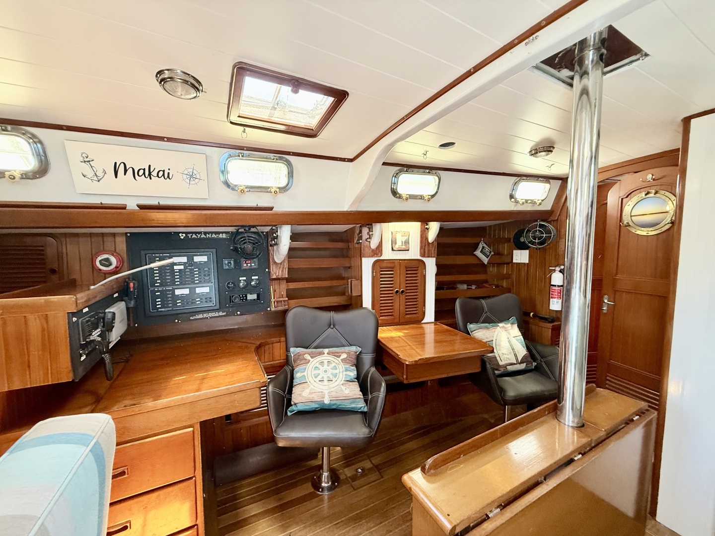 Tayana-Vancouver 42 1985-Makai Tracys Landing-Maryland-United States-6234806 | Thumbnail