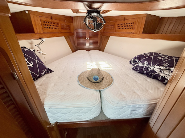 Tayana-Vancouver 42 1985-Makai Tracys Landing-Maryland-United States-6247999