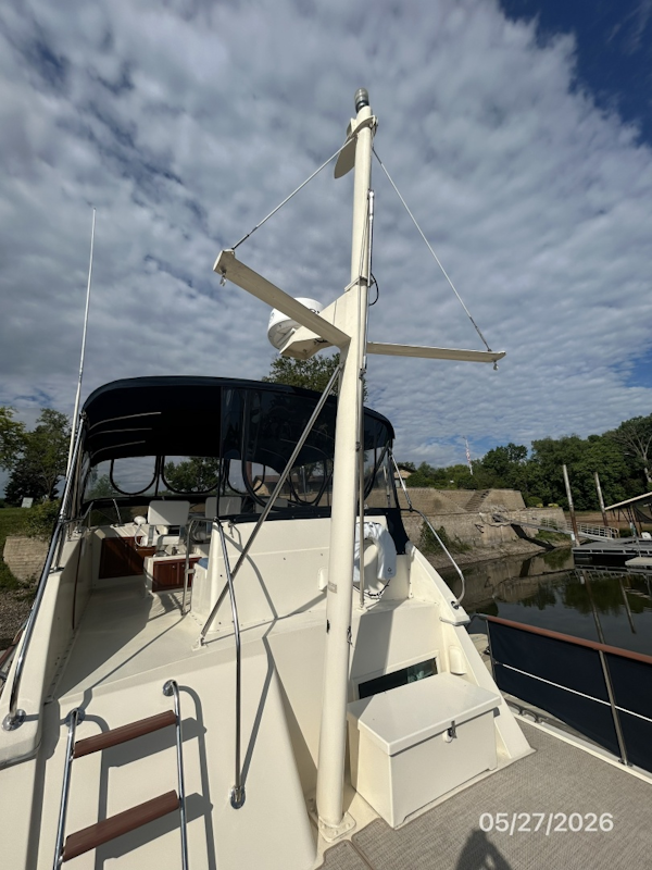 Hatteras-LRC 1981-RoBoat East Dubuque-Illinois-United States-42 Hatteras mast-6248093