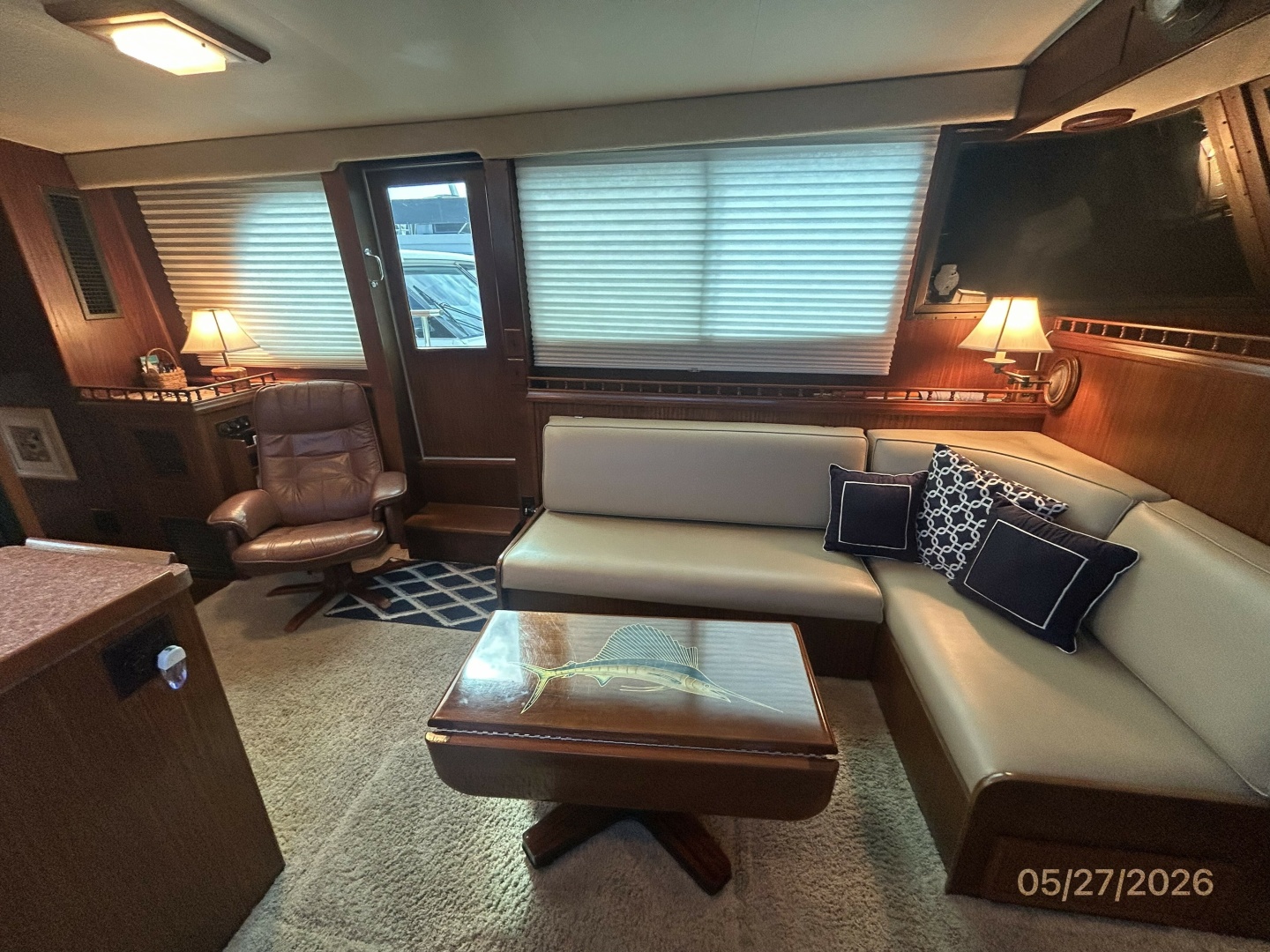 Hatteras-LRC 1981-RoBoat East Dubuque-Illinois-United States-42 Hatteras salon port-6248112 | Thumbnail