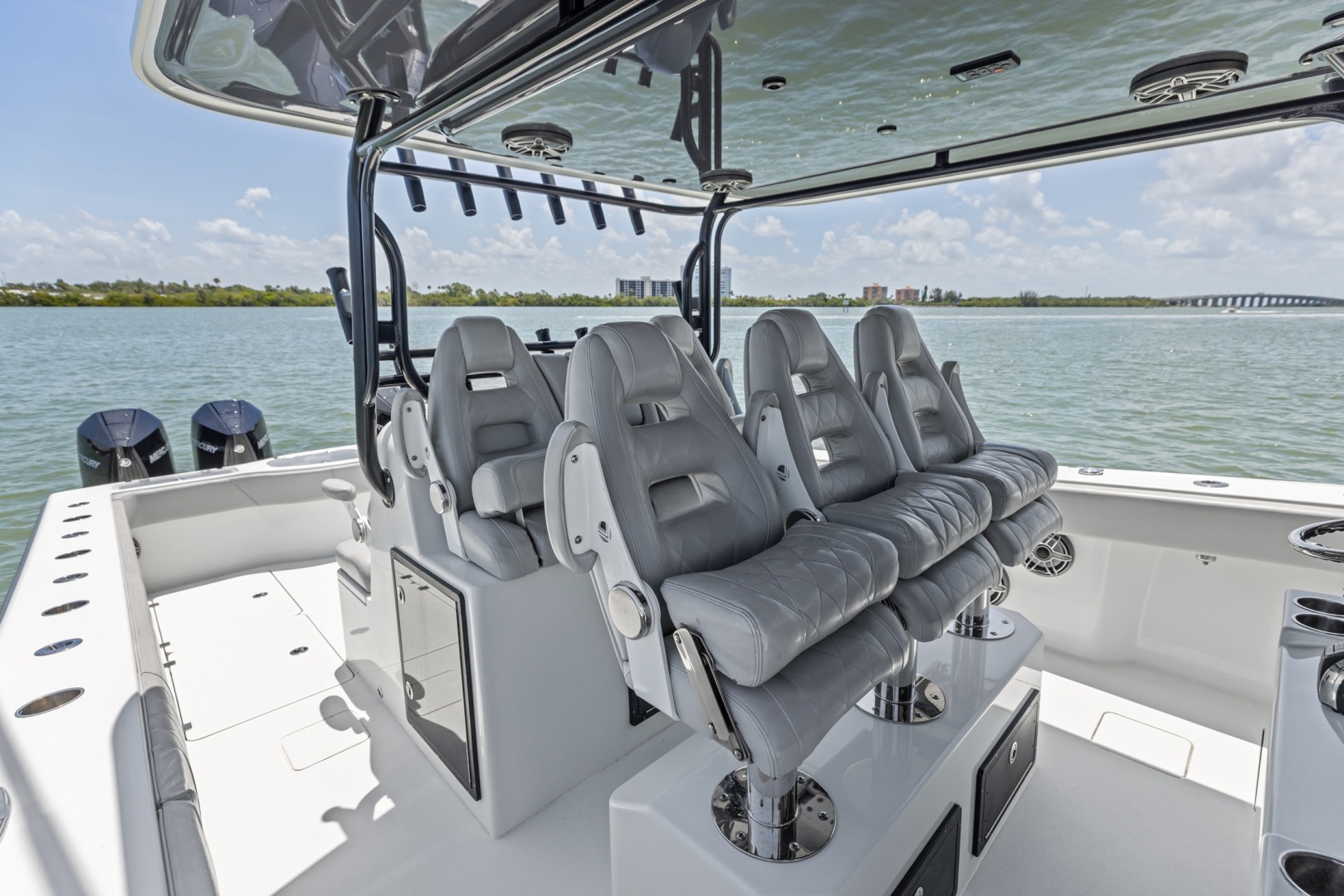 Freeman-42 LR 2020 -St Petersburg-Florida-United States-6248706 | Thumbnail
