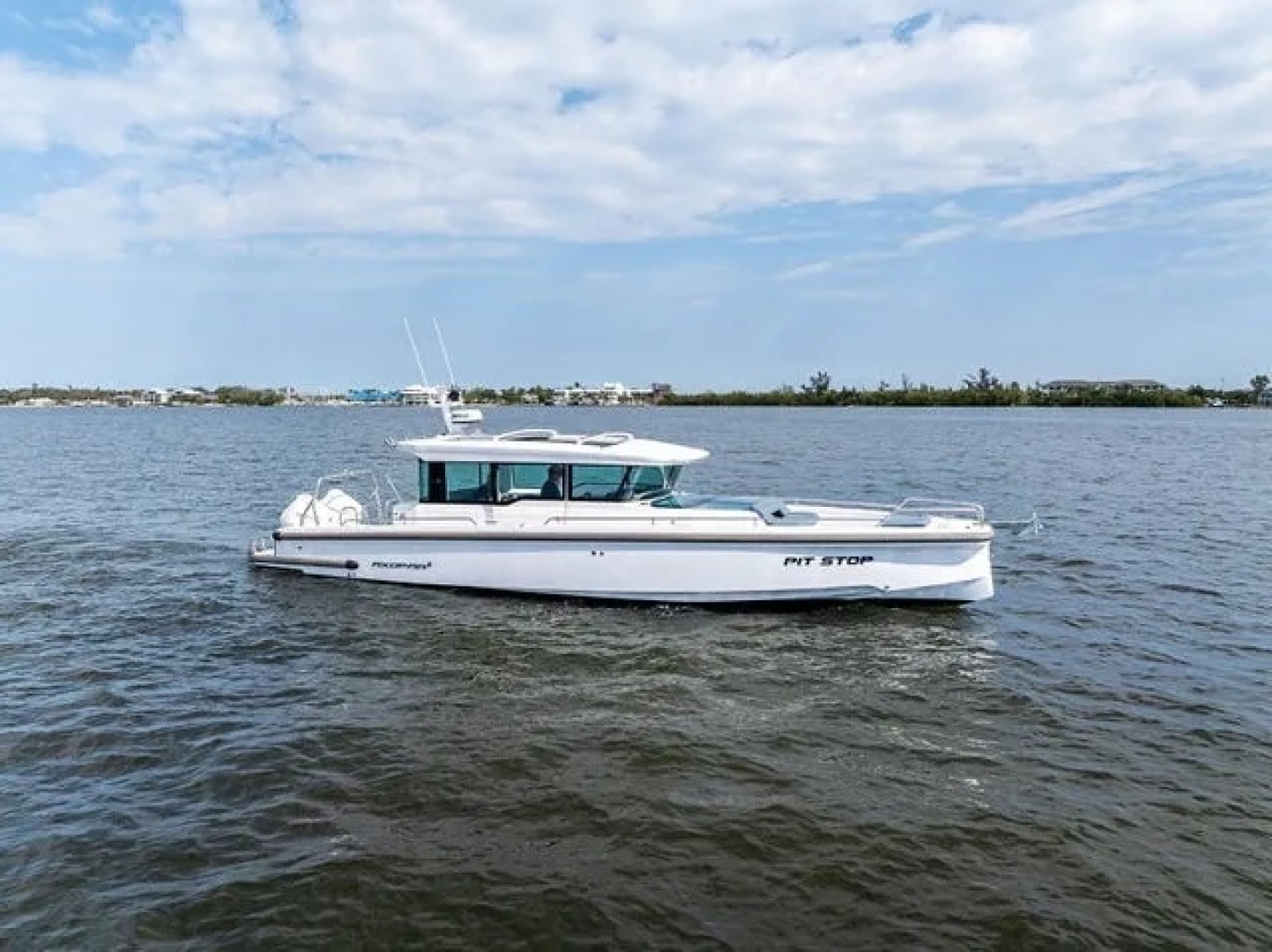 Axopar-37 XC CROSS CABIN 2022-2022 Axopar 37 XC CROSS CABIN Île-aux-Noix-Quebec-Canada-6248658 | Thumbnail