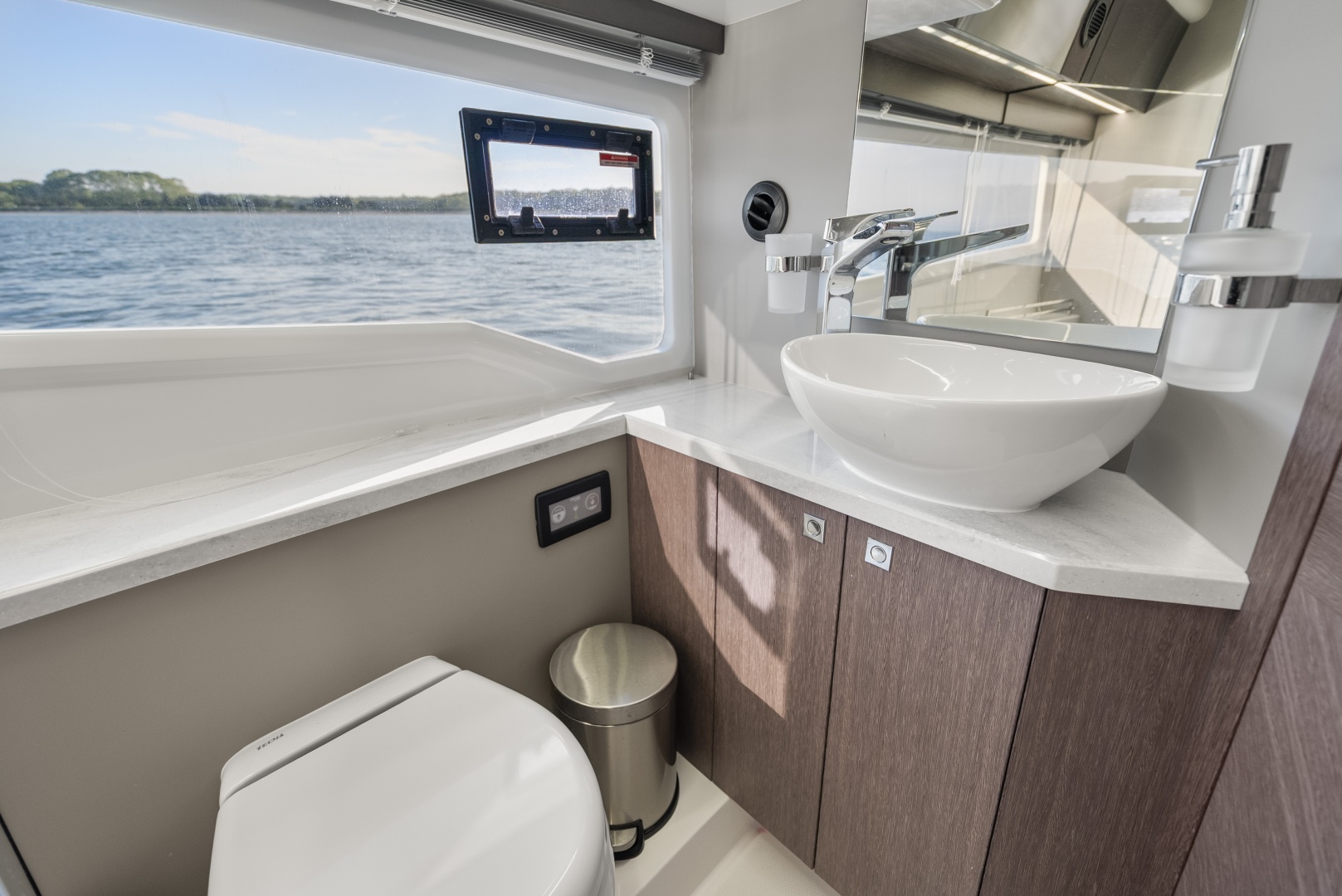 Galeon-400 Flybridge 2023-Why Knot South Dartmouth-Massachusetts-United States-6249446 | Thumbnail