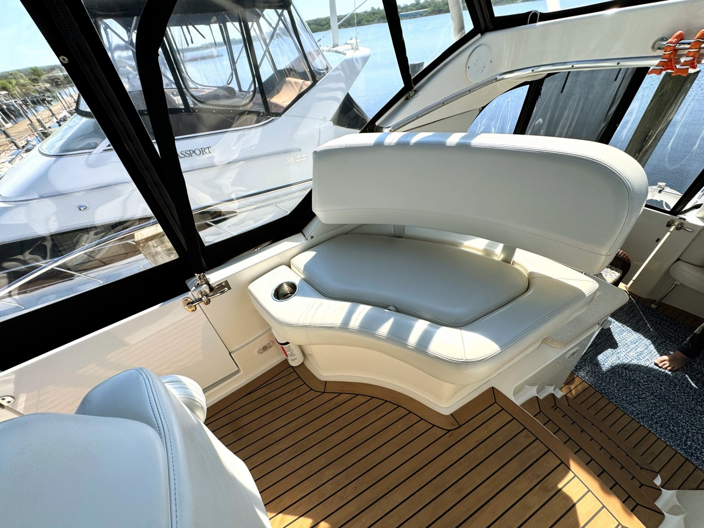 Silverton-39 Motor Yacht 2002-KEYAH IV MANISTEE-Michigan-United States-6249551 | Thumbnail
