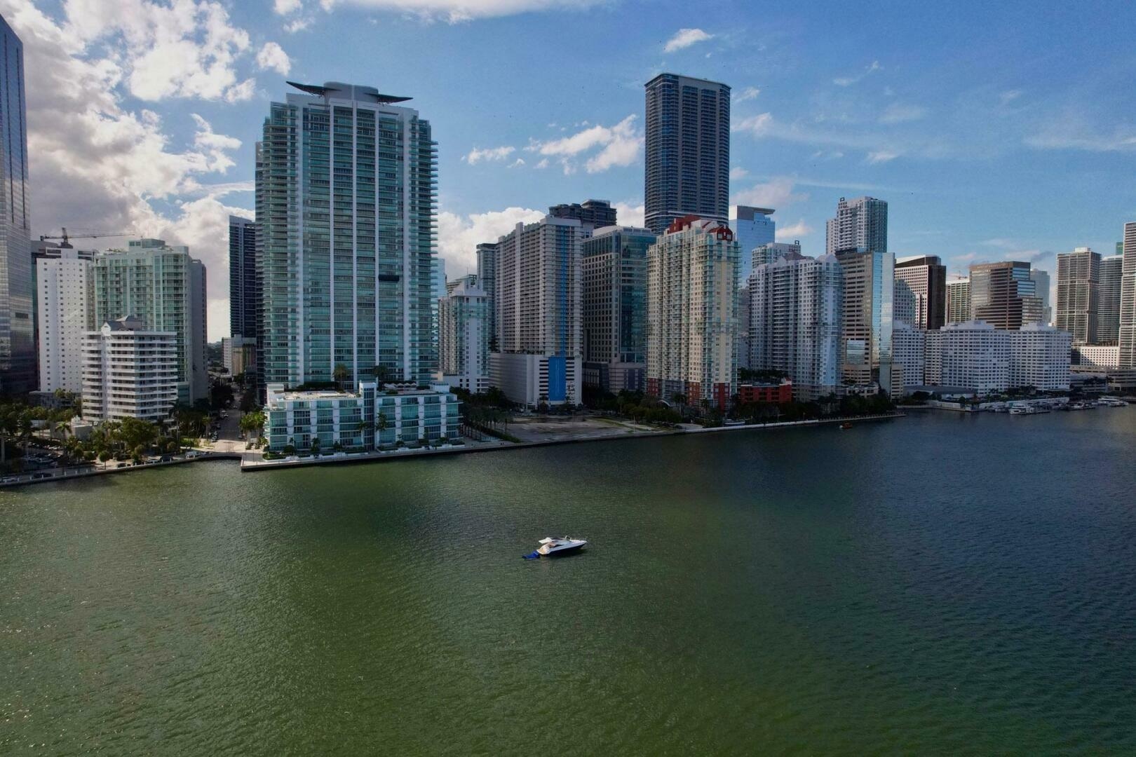 Schaefer-375 2023-Dream Big Miami-Florida-United States-6251503 | Thumbnail