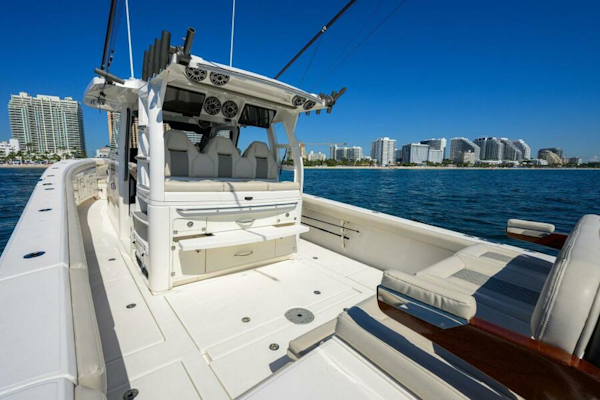 Solace-Center Console 2021-41 Solace 2021 Fort Lauderdale-Florida-United States-Solace 41 Deck-6254225