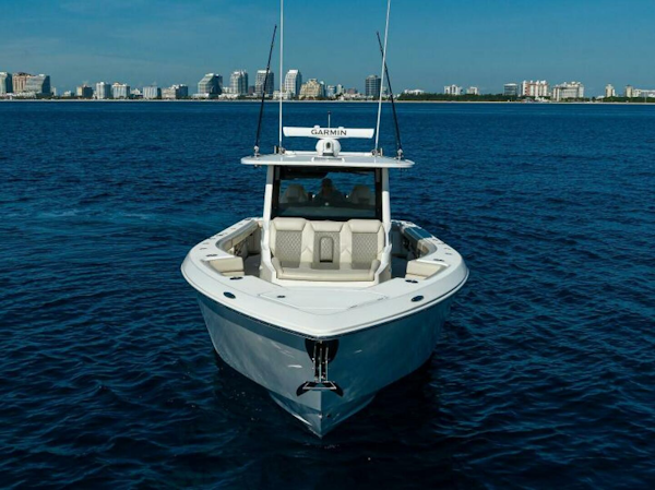Solace-Center Console 2021-41 Solace 2021 Fort Lauderdale-Florida-United States-Solace 41 Profile-6254241