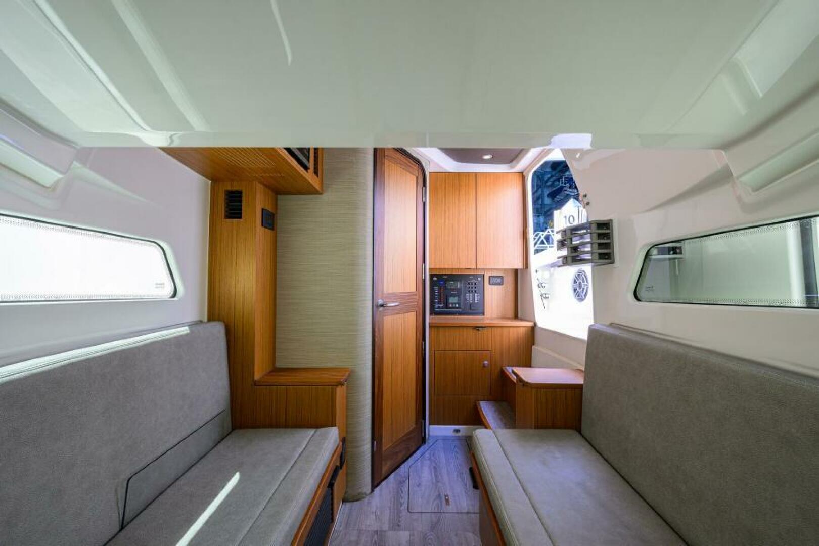 Solace-Center Console 2021-41 Solace 2021 Fort Lauderdale-Florida-United States-Solace 41 Cabin-6254218 | Thumbnail