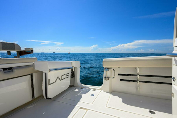 Solace-Center Console 2021-41 Solace 2021 Fort Lauderdale-Florida-United States-Solace 41 Deck-6254230