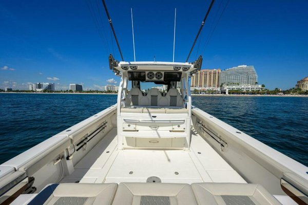 Solace-Center Console 2021-41 Solace 2021 Fort Lauderdale-Florida-United States-Solace 41 Deck-6254226
