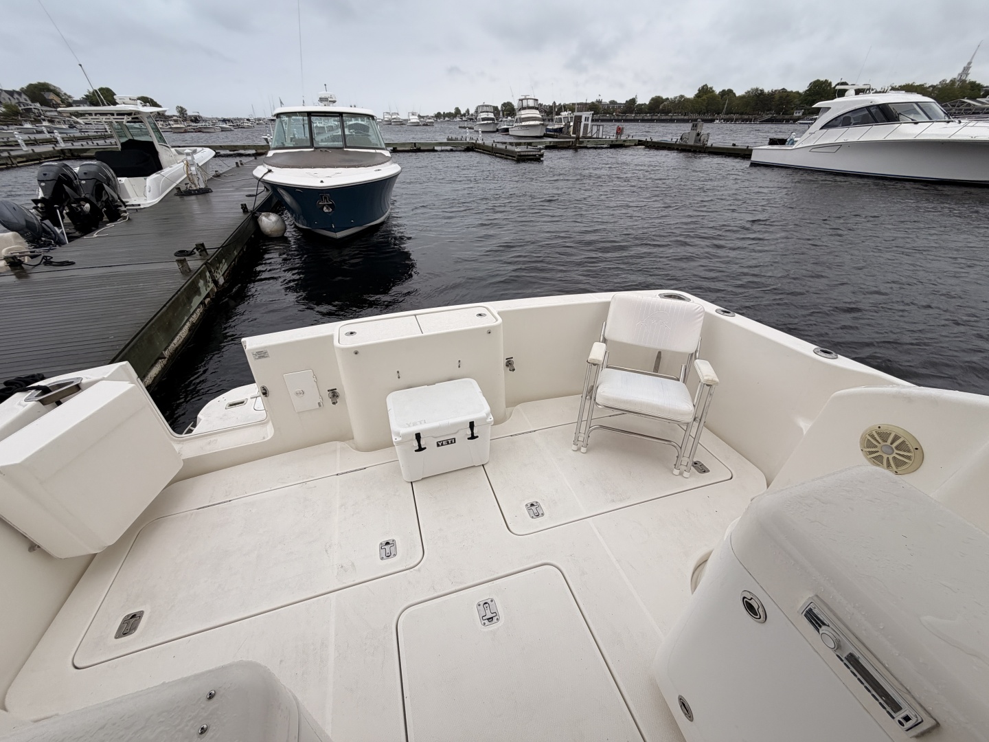 Silverton-38 Convertible 2006-Sunny Days Salisbury-Massachusetts-United States-6254317 | Thumbnail