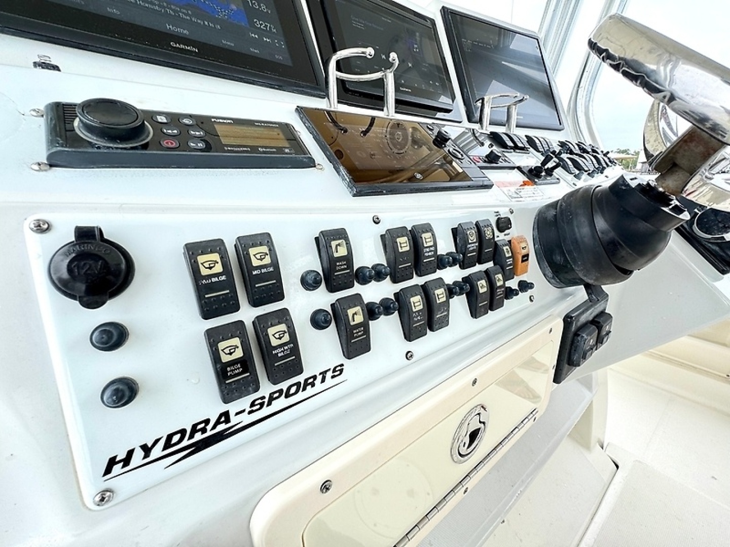 Hydra-Sports-Vector 4100CC 2009 -Orange Beach-Alabama-United States-0005734518-6256651 | Thumbnail