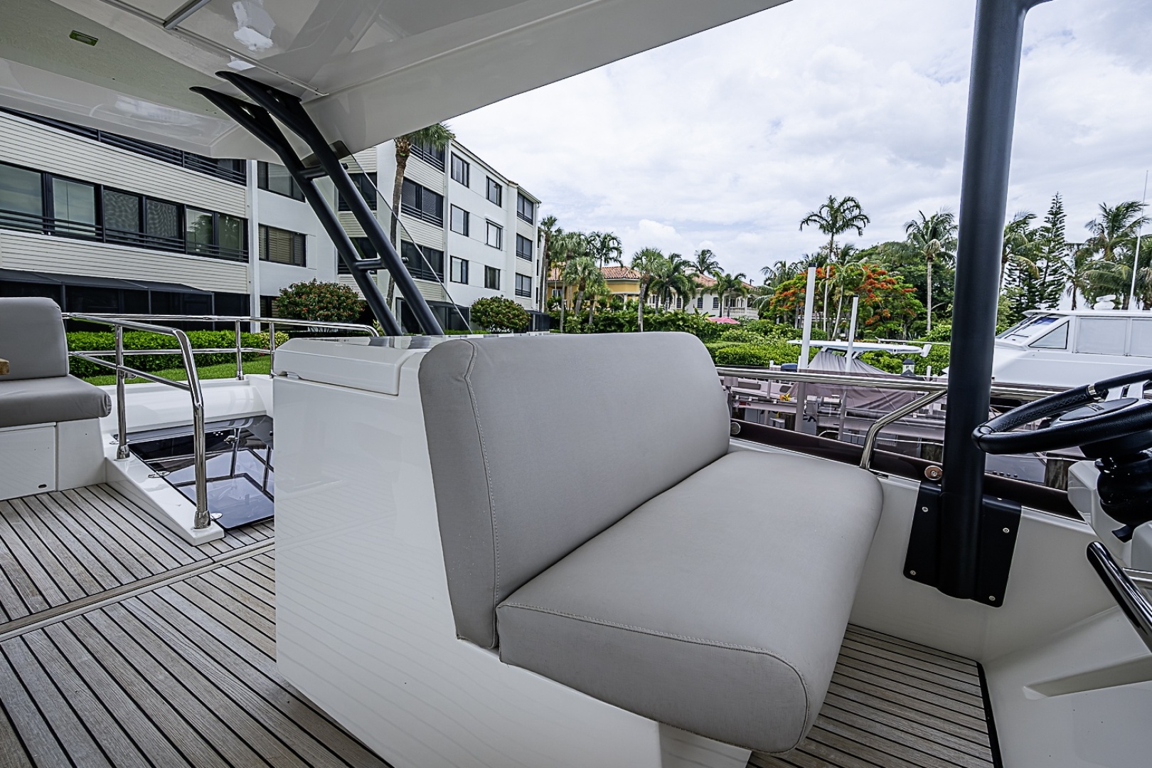 Prestige-520 2021-SIMMER DOWN Palm Beach Gardens-Florida-United States-6256959 | Thumbnail