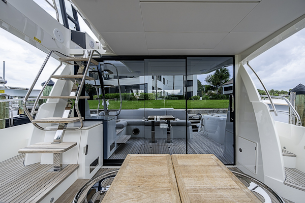 Prestige-520 2021-SIMMER DOWN Palm Beach Gardens-Florida-United States-6256950