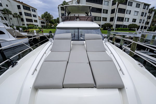 Prestige-520 2021-SIMMER DOWN Palm Beach Gardens-Florida-United States-6256948