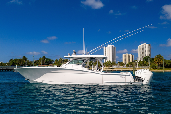 Scout-400 LXF 2024 -North Palm Beach-Florida-United States-6257484