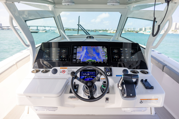 Scout-400 LXF 2024 -North Palm Beach-Florida-United States-6257516